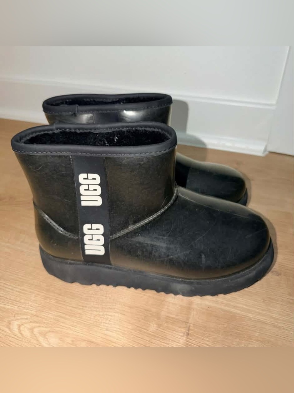 Ugg Classic Clear Mini II Boot - Picture 4 of 6